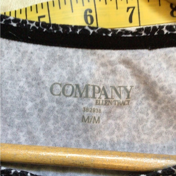 Company woman’s long sleeve t-shirt. Size medium. - Picture 3 of 4